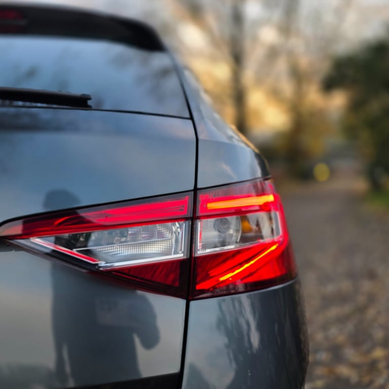 2019 Skoda Superb 1.6 TDI CR SE Technology 5dr DSG ESTATE Diesel Automatic