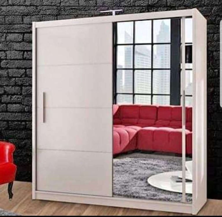 High-Quality Sliding Mirror Door Wardrobe – Ideal for Small & Large Spaces