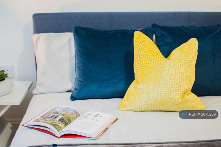 2 bedroom flat in Fellowes Road, Peterborough, PE2 (2 bed) (#2675239)