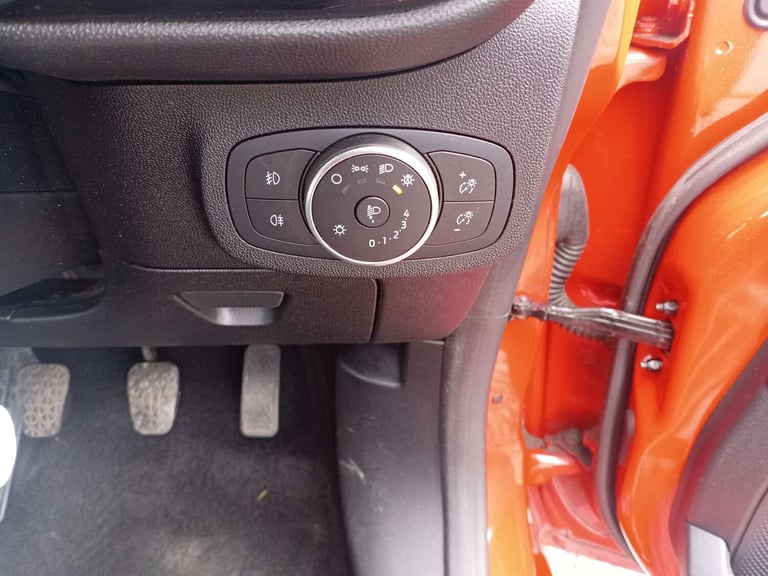 2017 Ford Fiesta 1.1 Zetec 3dr HATCHBACK PETROL Manual