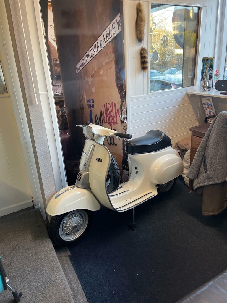 LAMBRETTA SCOMADI LML VESPAS ROYAL ALLOYS