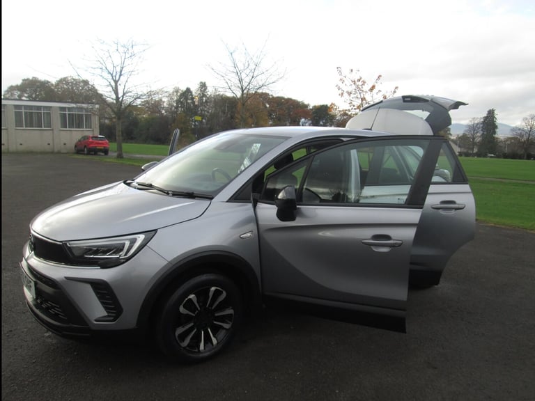 2021 Vauxhall Crossland 1.2 SE 5dr HATCHBACK Petrol Manual