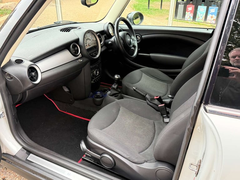 2014 MINI Clubman 1.6 Cooper Clubman 5dr Estate Petrol Manual