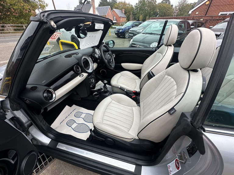 2010 MINI Convertible 1.6 Cooper [122] 2dr CONVERTIBLE Petrol Manual