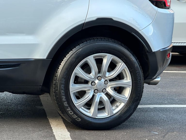 2016 Land Rover Range Rover Evoque 2.0 TD4 SE Tech Auto 4WD Euro 6 (s/s) 5dr ESTATE Diesel Automatic