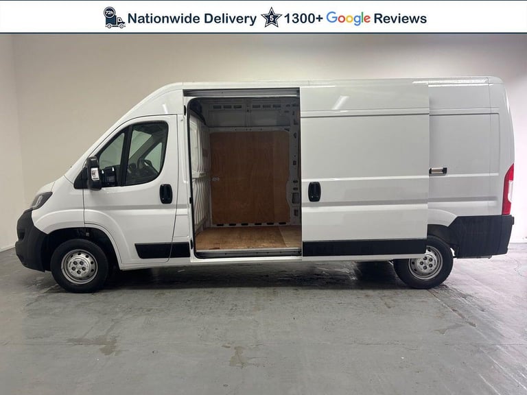  Peugeot Boxer 2.2 BlueHDi 335 Professional Premium + L3 High Roof Euro 6 (s/s) 5dr Diesel Manual