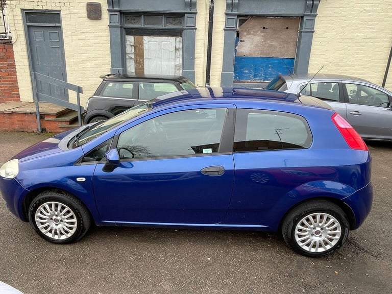 2009 Fiat Grande Punto 1.4 Active Auto Euro 4 3dr HATCHBACK Petrol Automatic