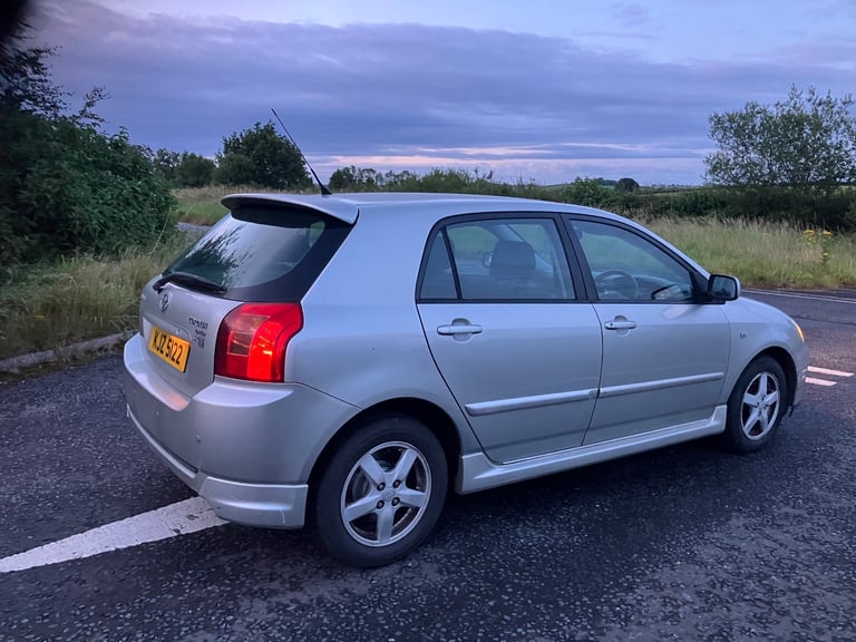 Toyota, COROLLA, Hatchback, 2006, Manual, 1995 (cc), 5 doors