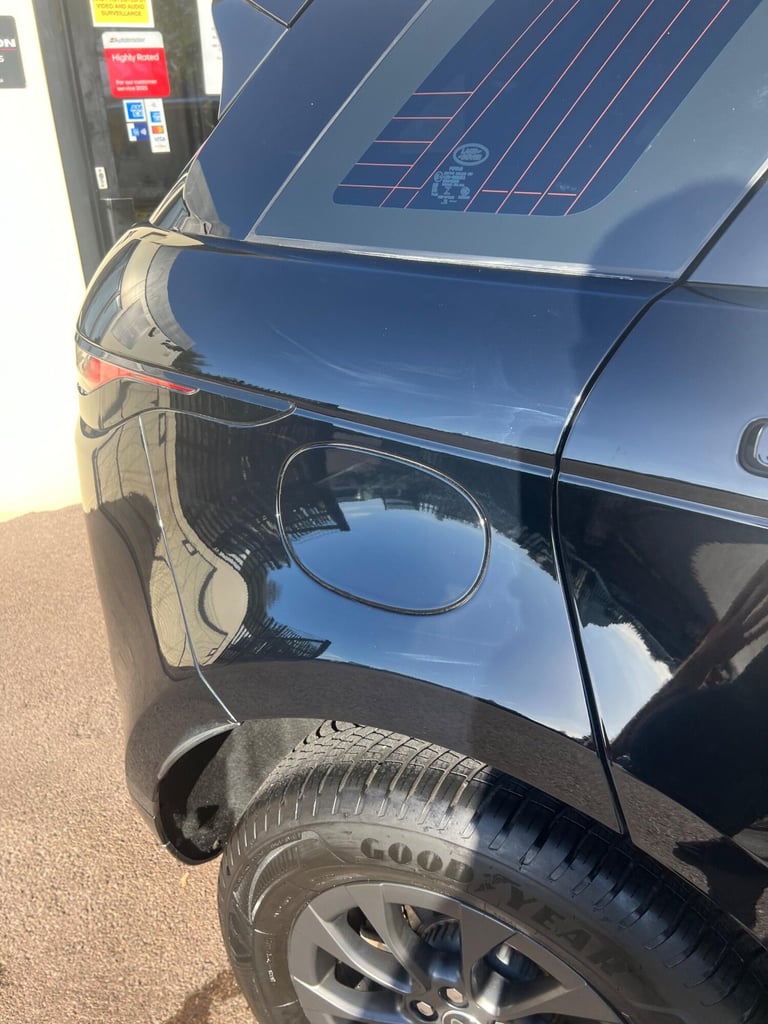 2020 Land Rover Range Rover Evoque 2.0 D150 MHEV R-Dynamic Auto 4WD Euro 6 (s/s) 5dr ESTATE Diese...