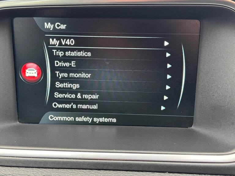 2016 Volvo V40 2.0 D3 SE Lux Nav Euro 6 (s/s) 5dr HATCHBACK Diesel Manual