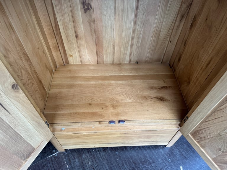 Romsey Solid oak wardrobe from oak furniture land RRP £794 Crack in front panel possible delivery