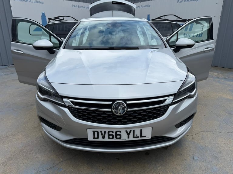 2016 Vauxhall Astra 1.4T 16V 150 SRi 5dr HATCHBACK Petrol Manual