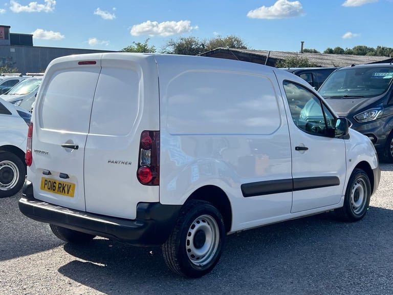 2016 Peugeot Partner 1.6 HDi 850 S Panel Van 4dr Diesel Manual L1 (132 g/km , 92 bhp) Van Diesel ...