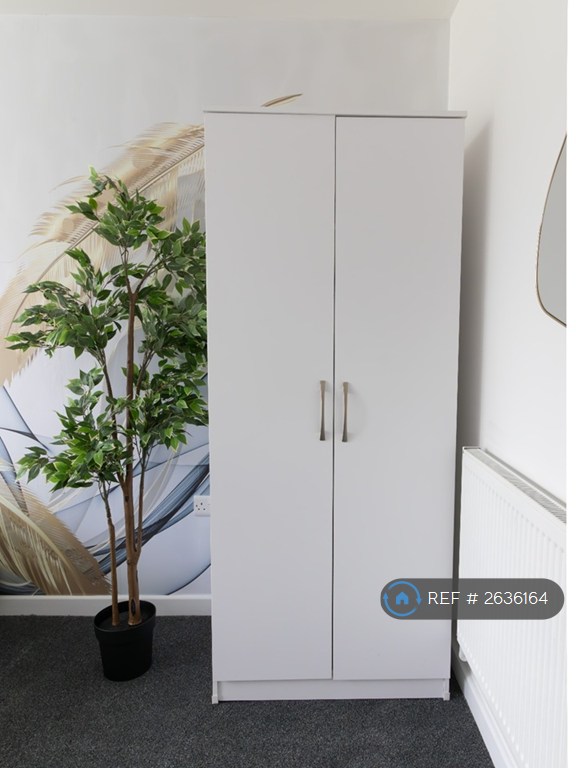 2 bedroom house in Enterprise House, Portsmouth, PO1 (2 bed) (#2636164)