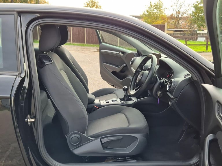 2017 Audi A3 1.5 TFSI CoD SE Euro 6 (s/s) 3dr HATCHBACK Petrol Manual