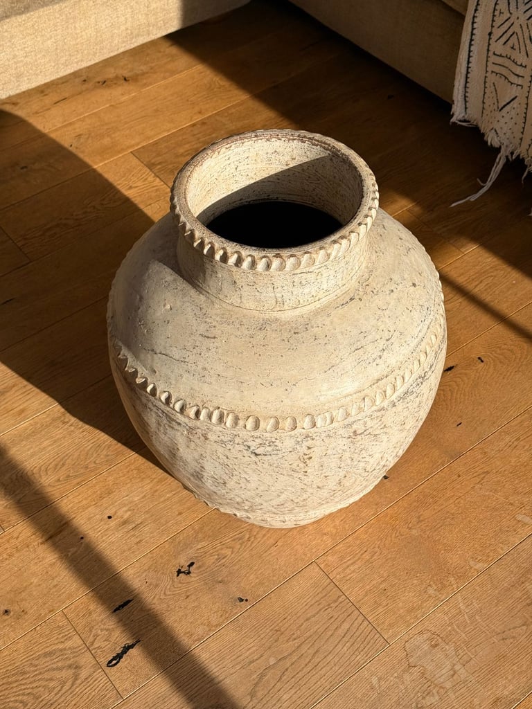 Antique handcrafted urn: Rustic Farmhouse Chic