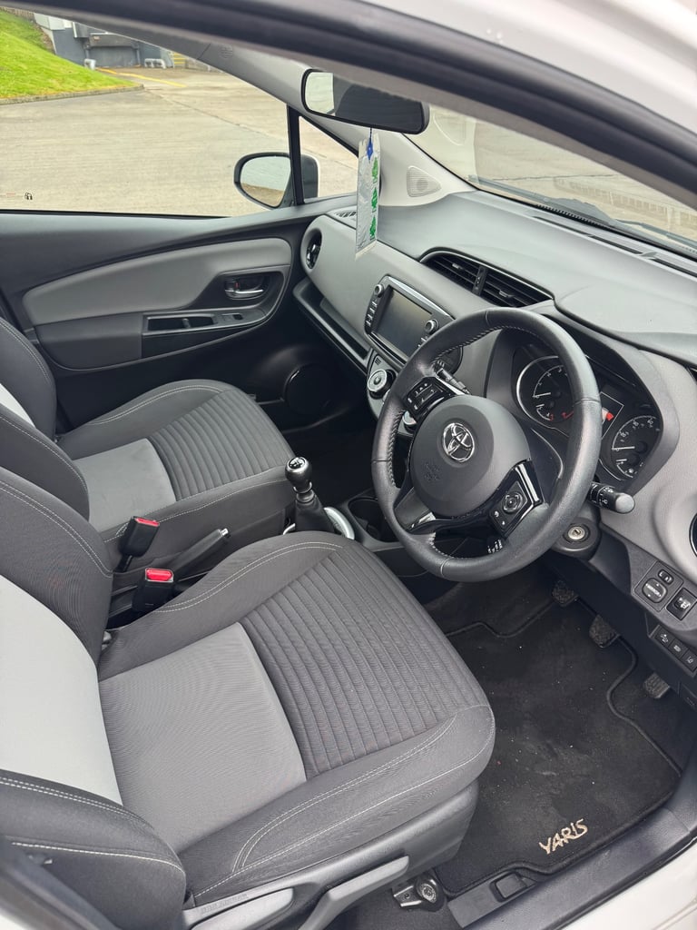 2019 toyota yaris icon 1.5 petrol manual 67000 miles ideal for new drivers cheap 