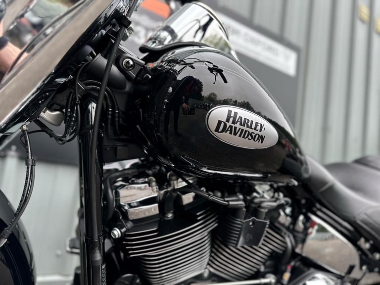 2022/22 Harley-Davidson Heritage Classic 114 1868 Motorcycle 