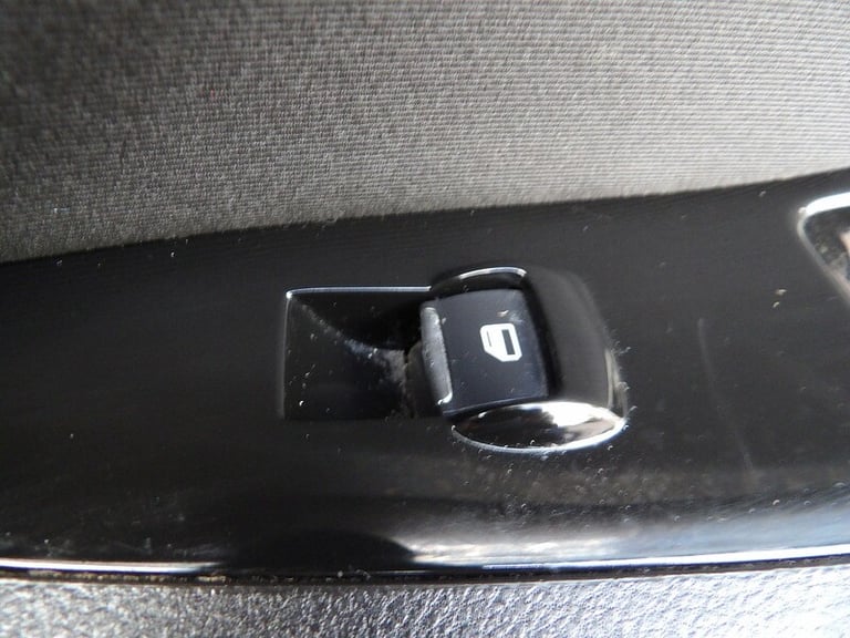 2019 Ford S-Max EcoBlue Titanium MPV Diesel Automatic