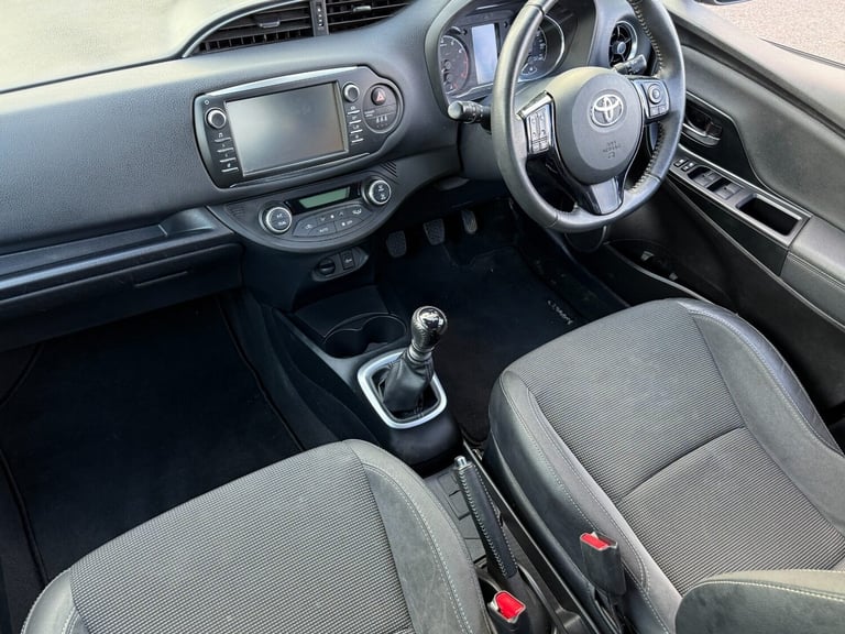 2018 Toyota Yaris VVT-I EXCEL Hatchback Petrol Manual