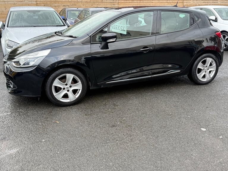 2014 Renault Clio 1.2 16V Dynamique MediaNav 5dr HATCHBACK Petrol Manual