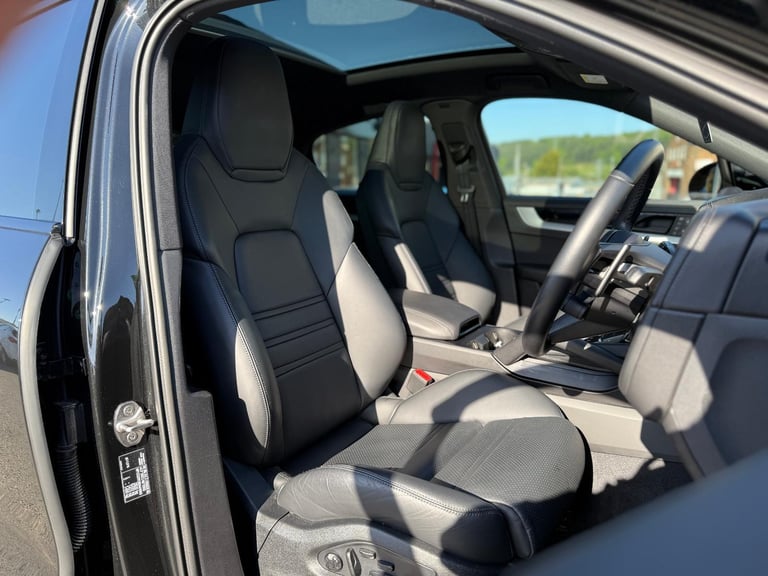 Porsche Cayenne 3.0T V6 TiptronicS 4WD Euro 6 (s/s) 5dr