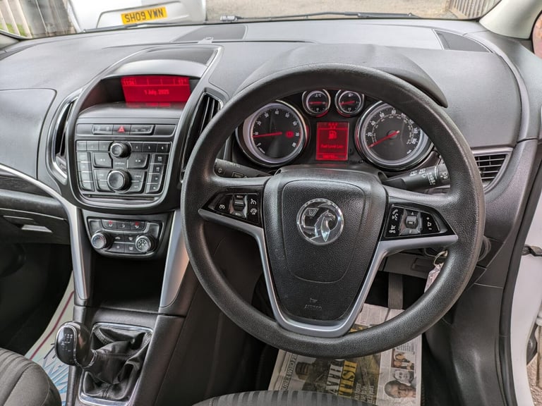 2015 Vauxhall Zafira 1.8i Exclusiv 5dr MPV Petrol Manual