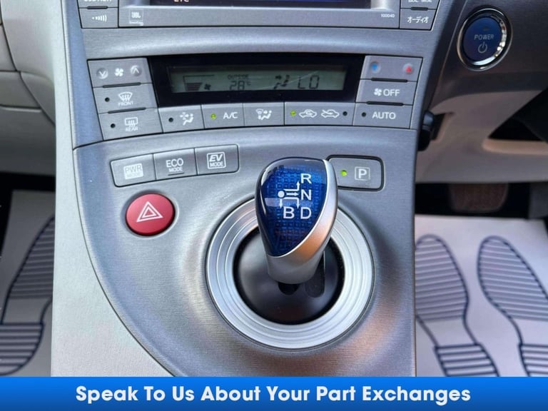 2013 Toyota Prius  1.8 VVT-h T Spirit CVT Euro 5 (s/s) 5dr Hatchback HYBRID ELECTRIC Automatic