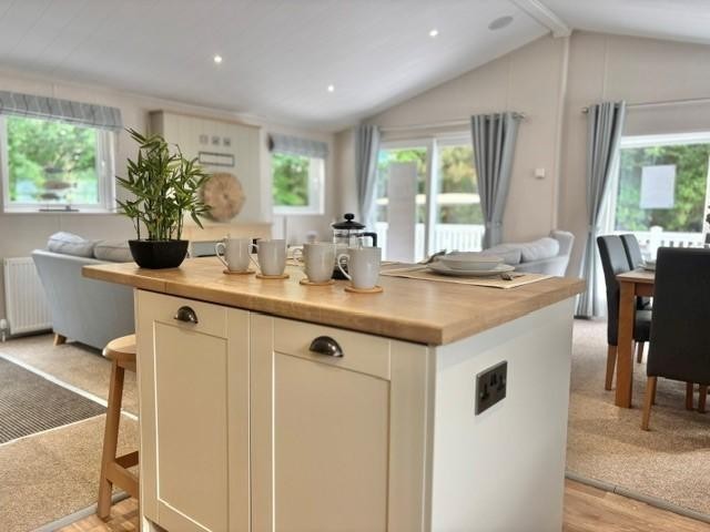 BRAND NEW STATIC CARAVAN FOR SALE ON BROADLAND SANDS HOLIDAY PARK 
