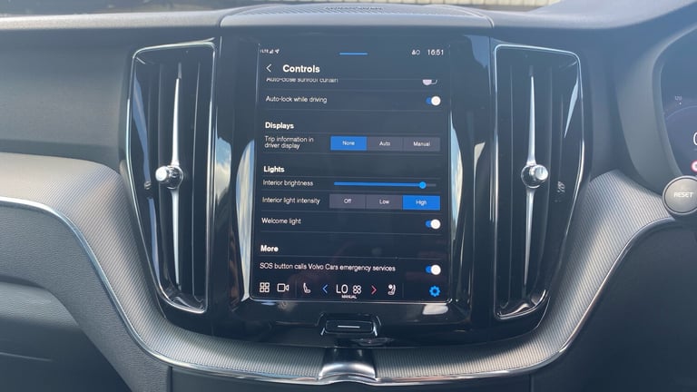 2024 Volvo XC60 2.0 T6 350 RC PHEV Plus Black Ed 5dr AWD Gtron Estate Estate Hybrid Automatic