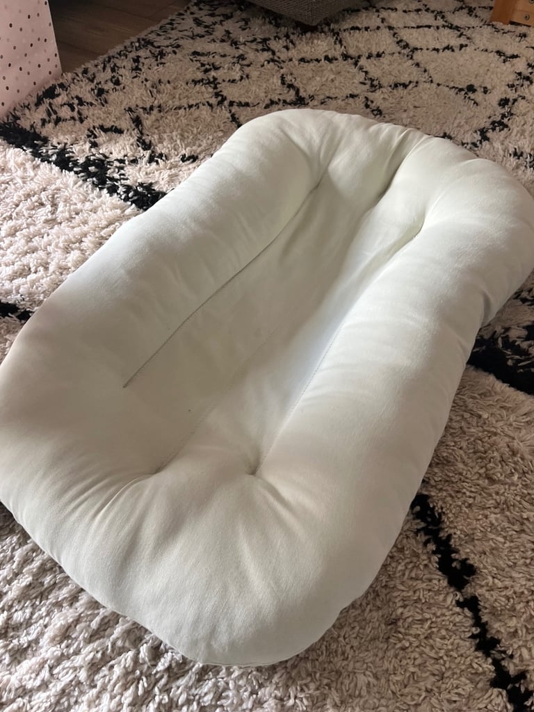 SnuggleMe Baby / Infant Lounger / Snooze Pod - Sage + 2 covers 