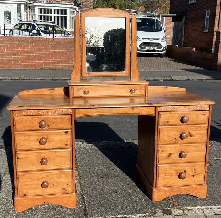 SELECTION OF QUALITY PRE-OWNED SOLID PINE FURNITURE