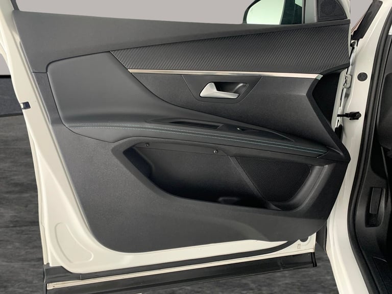 2021 Peugeot 5008 1.5 BlueHDi Allure 5dr HATCHBACK DIESEL Manual