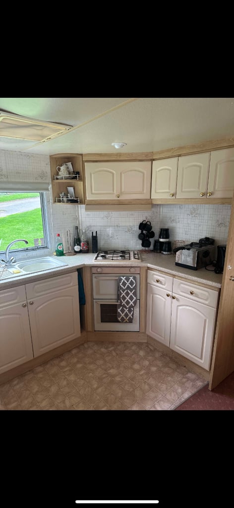 Static caravan for sale in eastchurch 