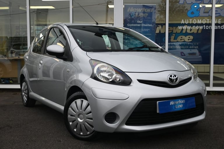 image for 2012 Toyota AYGO 1.0 VVT-i Ice Hatchback 5dr Petrol Manual Euro 5 (67 ps) Hatchback Petrol Manual
