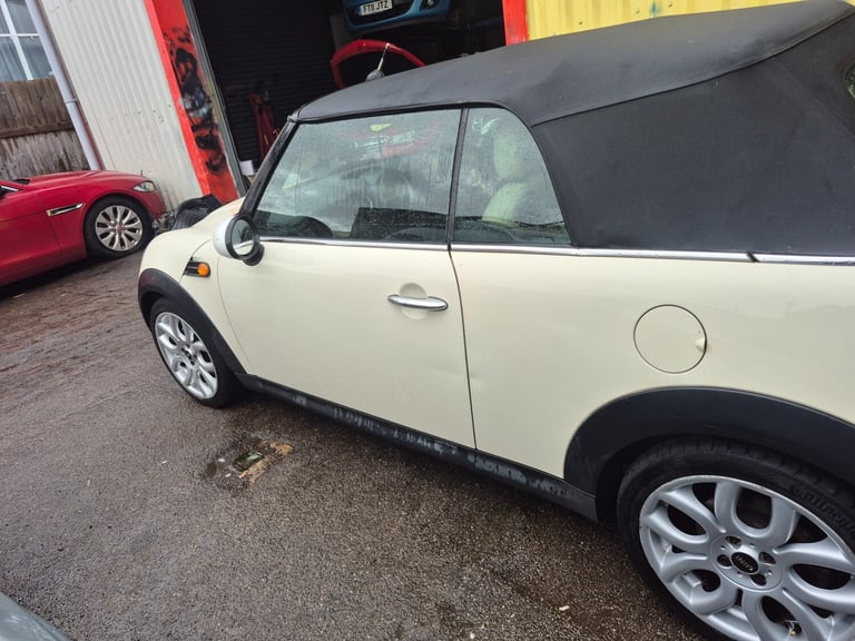 2010 MINI Convertible 1.6 One 2dr CONVERTIBLE Petrol Manual