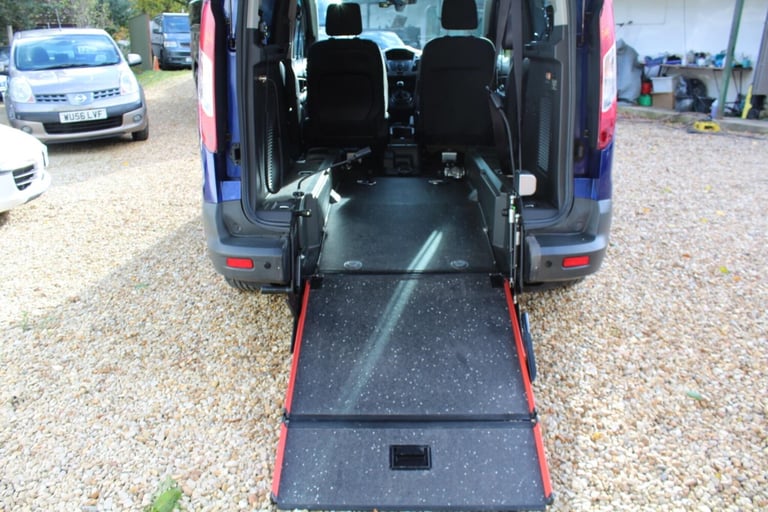 2017 Ford Tourneo Connect 1.5 TDCi Zetec 5dr MPV DIESEL Manual