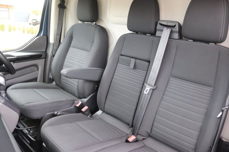 2021 Ford Transit Custom 2.0 280 EcoBlue Limited Panel Van 5dr Diesel Auto L1 H1 Euro 6 (s/s) (13...