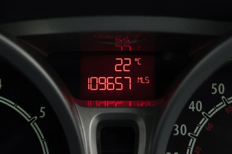 2010 Ford Fiesta 1.25 Zetec 5dr HATCHBACK Petrol Manual