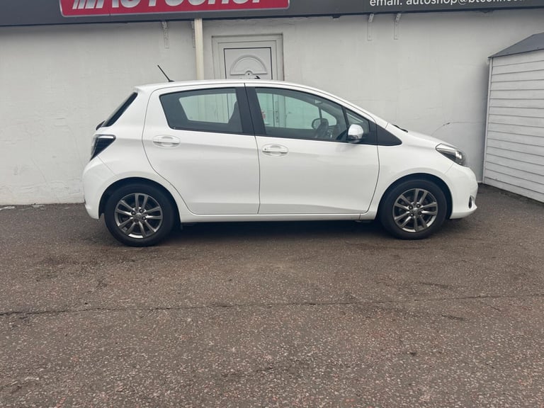 2014 Toyota Yaris 1.0 VVT-i Icon Plus Euro 5 5dr HATCHBACK Petrol Manual