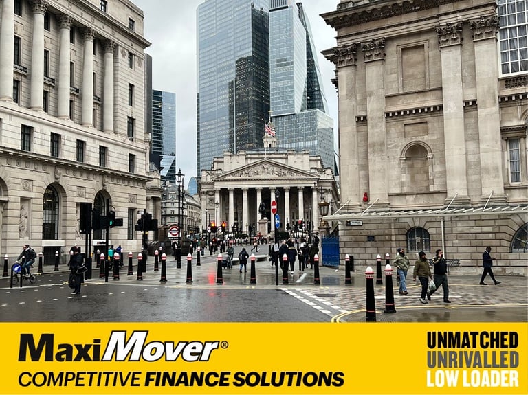  Renault Master MAXIMOVER XL 45.M X 2.7M High Payload Low Floor Tail Lift Van Luton  Diesel Manual