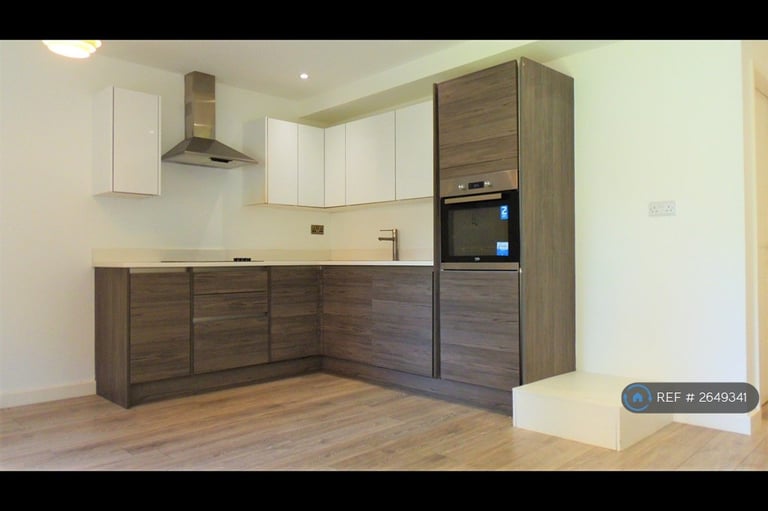 image for 2 bedroom flat in The Gallery, West Bridgford, Nottingham, NG2 (2 bed) (#2649341)