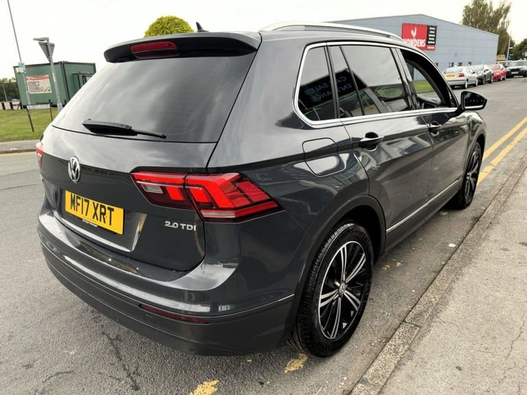 2017 17 VOLKSWAGEN TIGUAN 2.0 TDI BLUEMOTION TECH SE NAVIGATION SUV 5DR DIESEL D