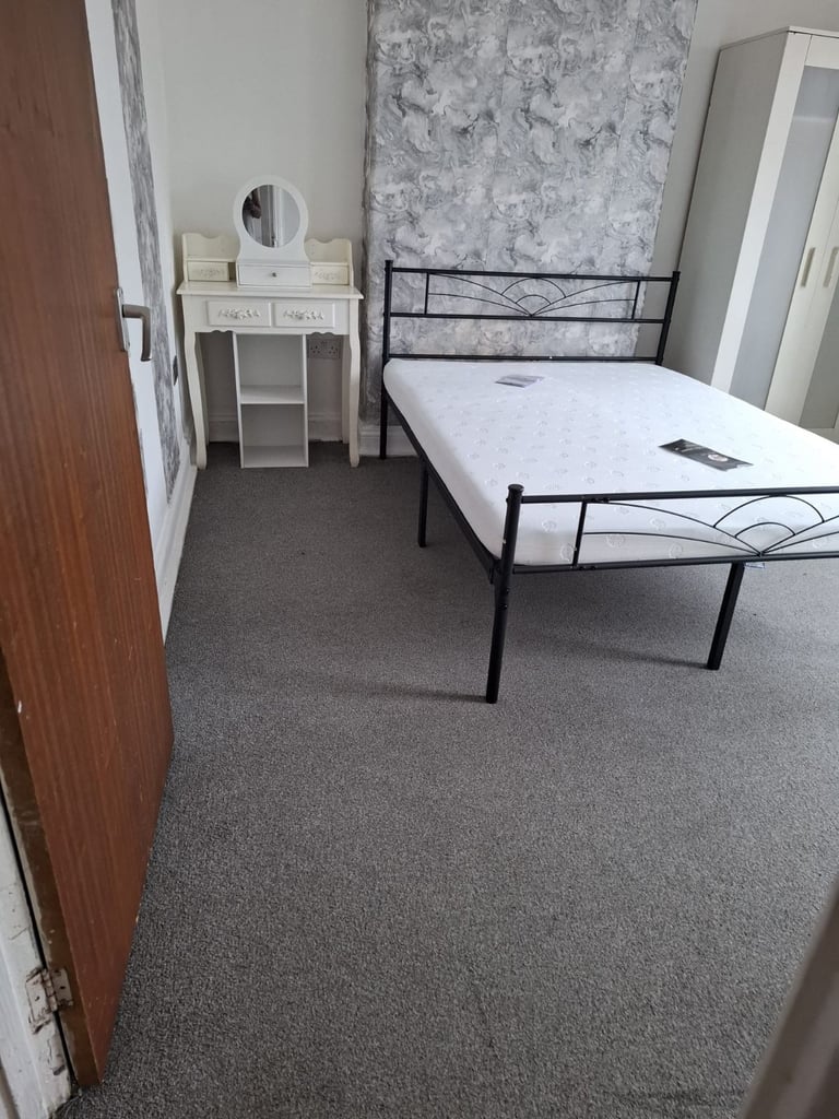 2 Bed flat very nice
