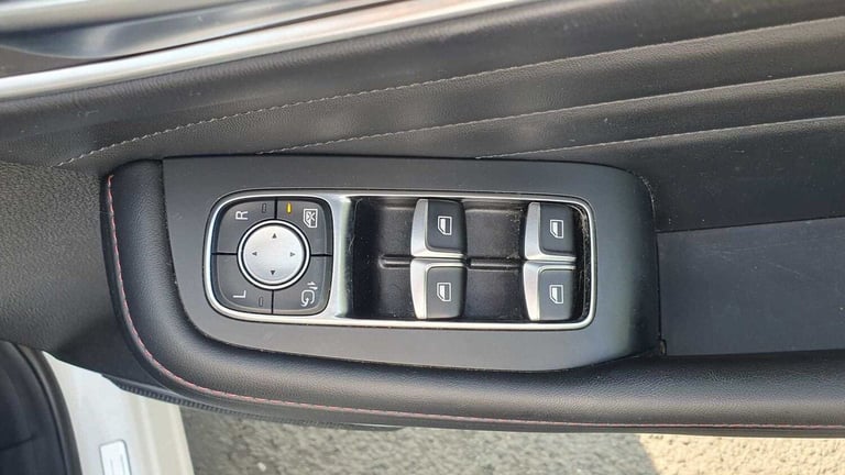 2023 MG MG HS 1.5 T-GDI Trophy 5dr DCT ESTATE PETROL Automatic