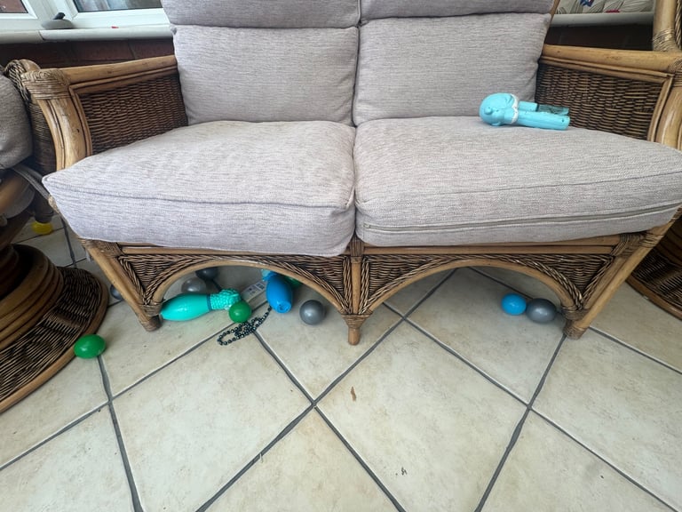image for Outdoor/indoor garden furniture 