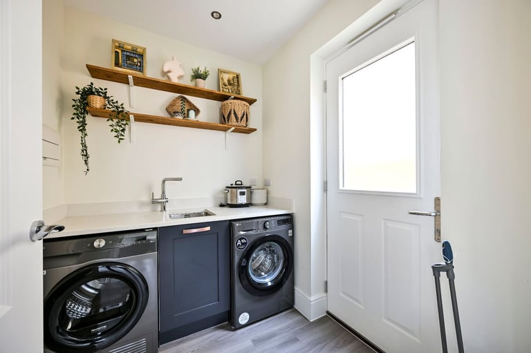 3 Bed Detached House, Ringlet Close, OX25