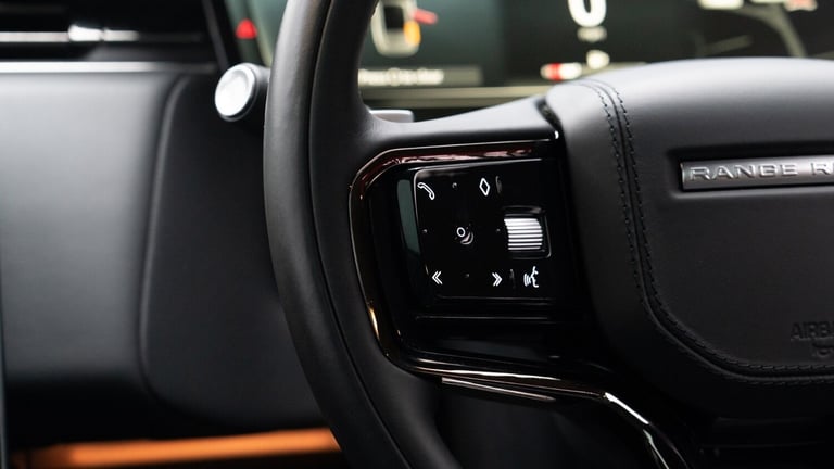 2023 Land Rover Range Rover Sport (73 Reg) 3.0 D300 Dynamic SE (Black Pack) Estate DIESEL/MHEV Au...