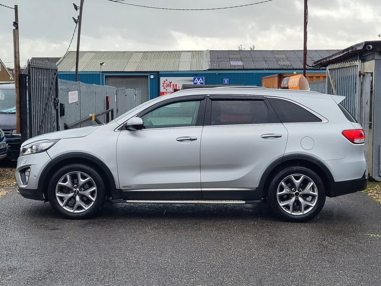 2017 Kia Sorento 2.2 CRDi KX-4 5dr Auto PAN ROOF 7 SEATER TOP SPEC ESTATE Diesel Automatic