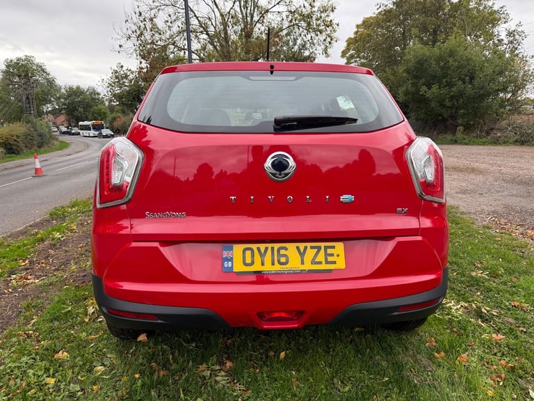 2016 16 SSANGYONG TIVOLI 1.6D EX FULL HISTORY MINT LEATHER MOT 10/26 PX SWAPS